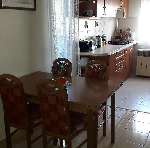 Annika Apartmán *